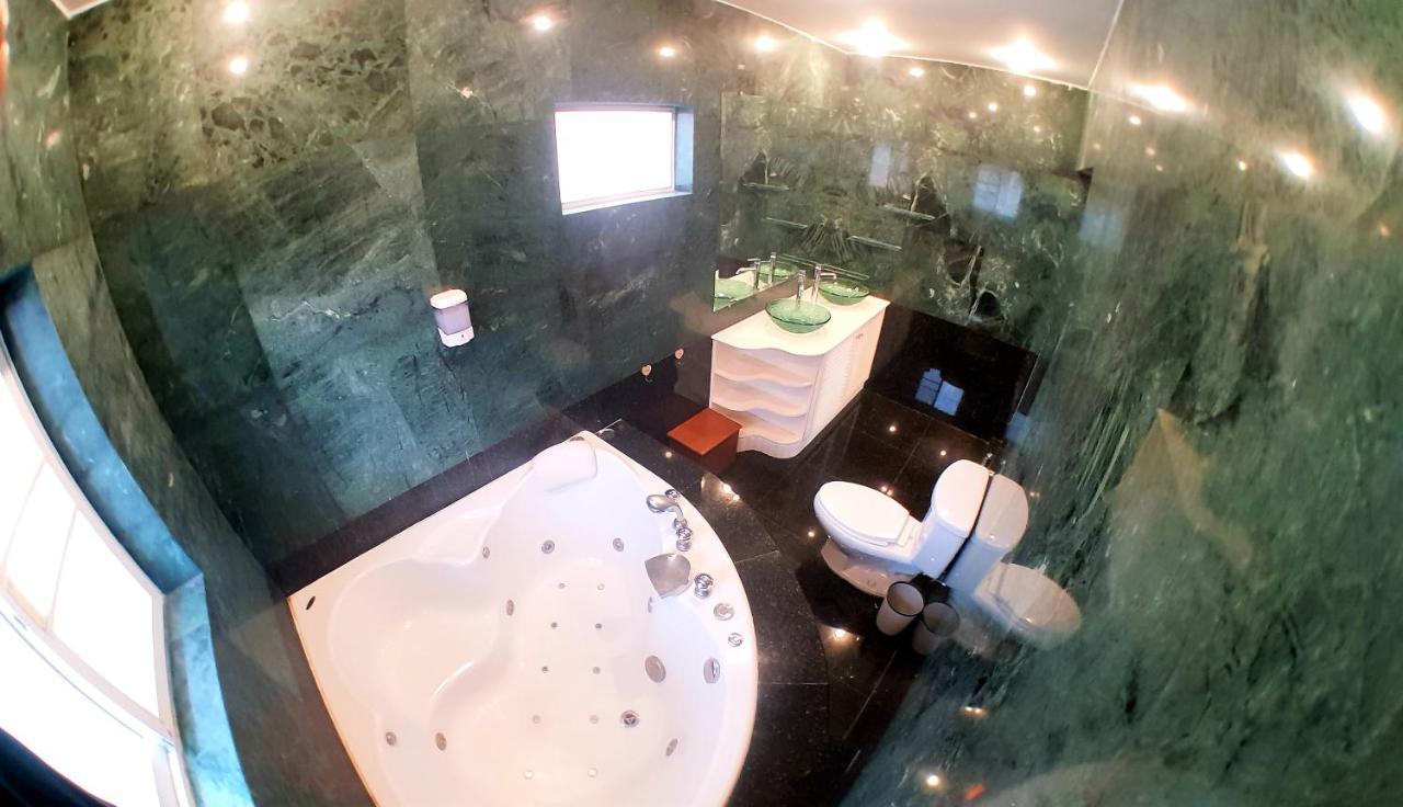 Joopland Luxury Pool Villa Pattaya Walking Street 6 Bedrooms Exterior photo